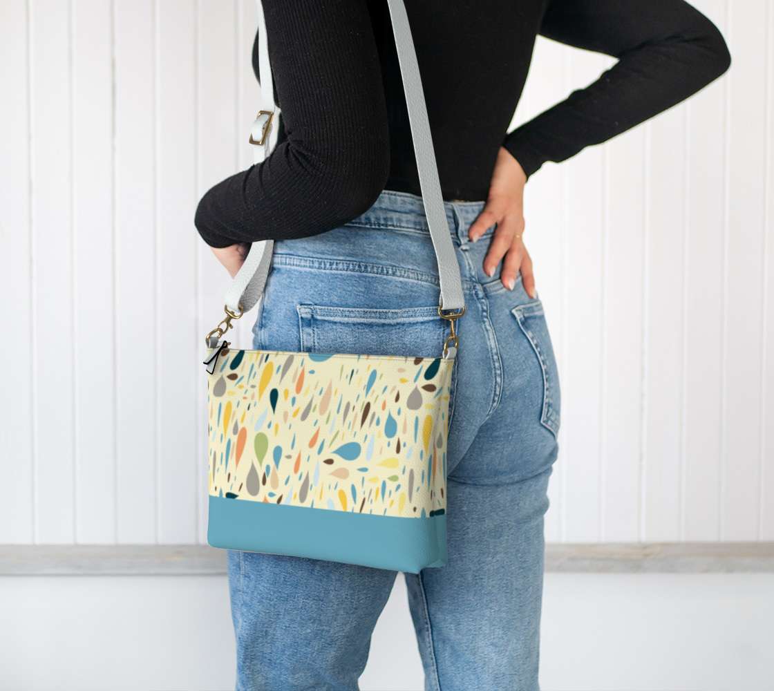 Raindrops Crossbody Bag in Cream